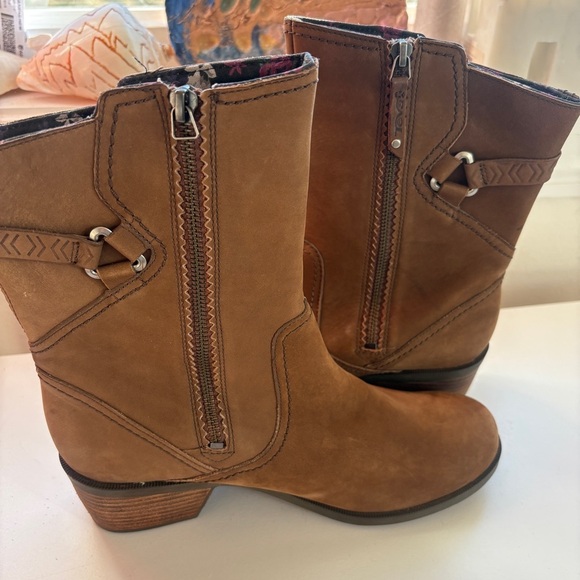 Teva Foxy Mid Boot waterproof Brown leather nubuck leather side zip 10 - Picture 11 of 15